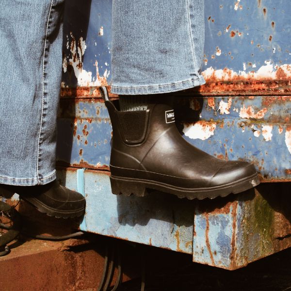 Black Betty Ankle Wellies
