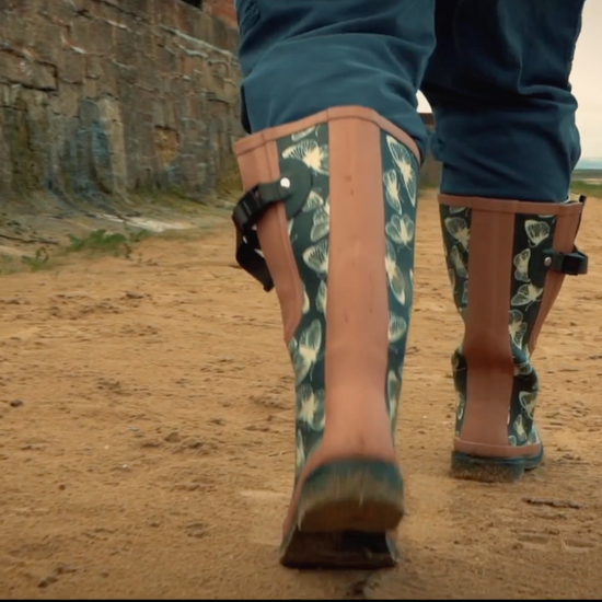 video showing butterfly wide wellies in use on beach